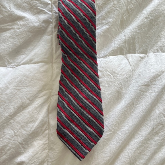 CALVIN KLEIN Silk Tie - Picture 1 of 5